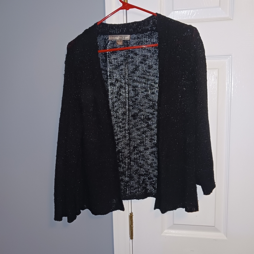 Alexandra Oak Women's Black Light weight Sweater. Size L